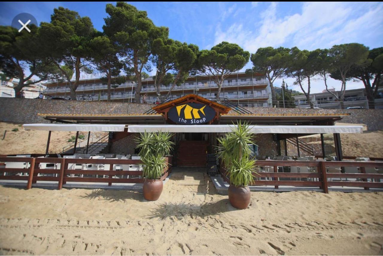 Apartamento Para Familias A 50 Metros De La Playa Ρόζες Εξωτερικό φωτογραφία