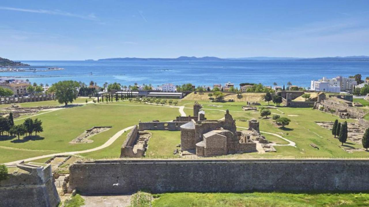 Apartamento Para Familias A 50 Metros De La Playa Ρόζες Εξωτερικό φωτογραφία