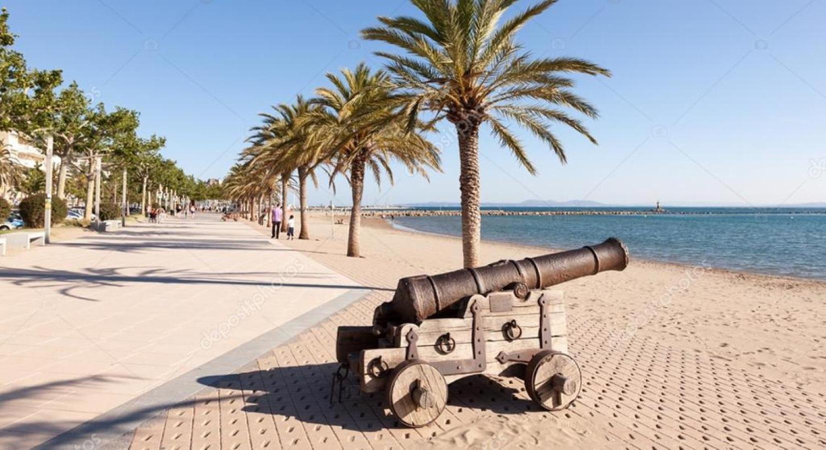 Apartamento Para Familias A 50 Metros De La Playa Ρόζες Εξωτερικό φωτογραφία