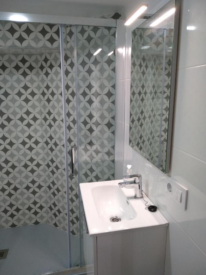 Apartamento Para Familias A 50 Metros De La Playa Ρόζες Εξωτερικό φωτογραφία