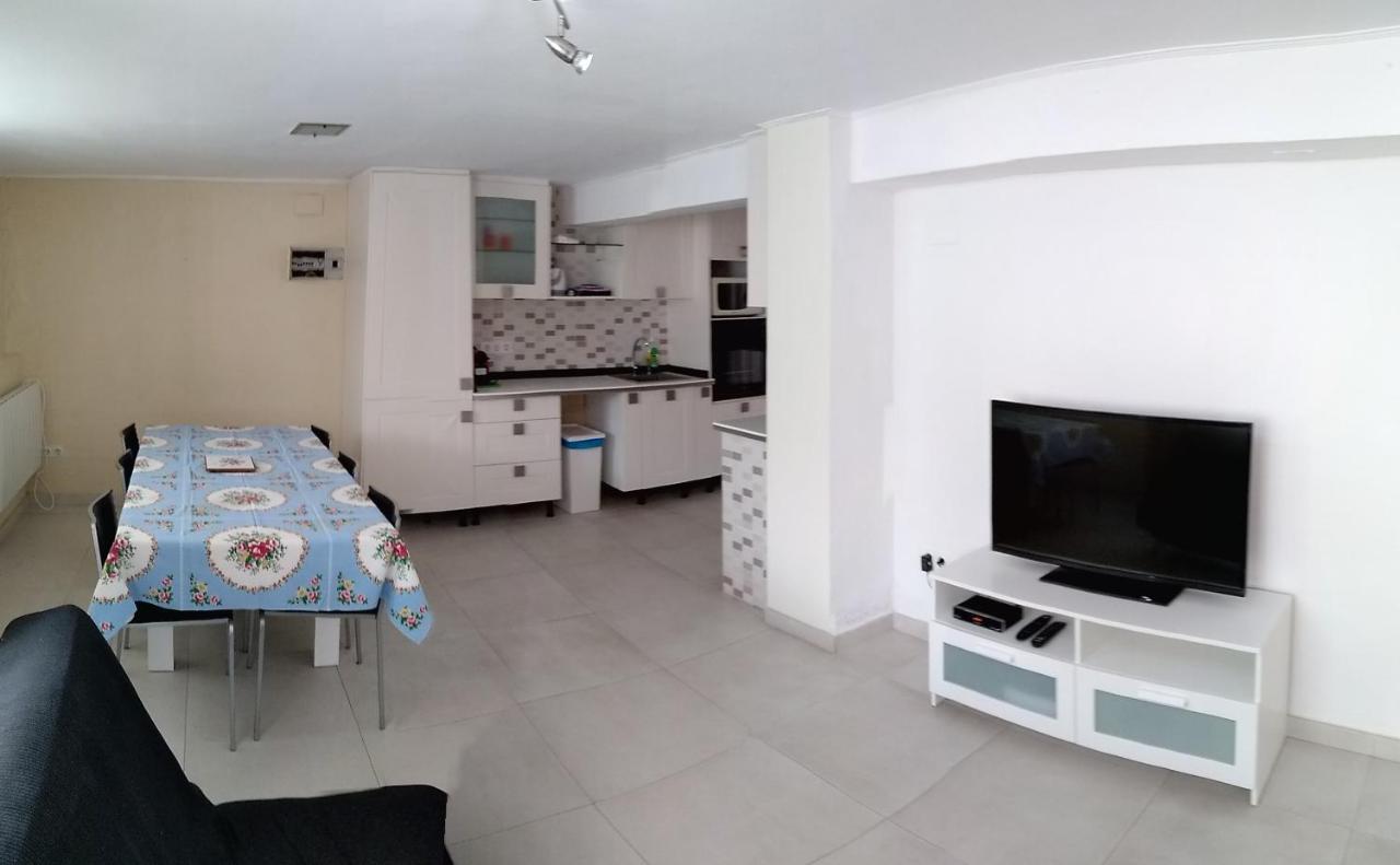 Apartamento Para Familias A 50 Metros De La Playa Ρόζες Εξωτερικό φωτογραφία